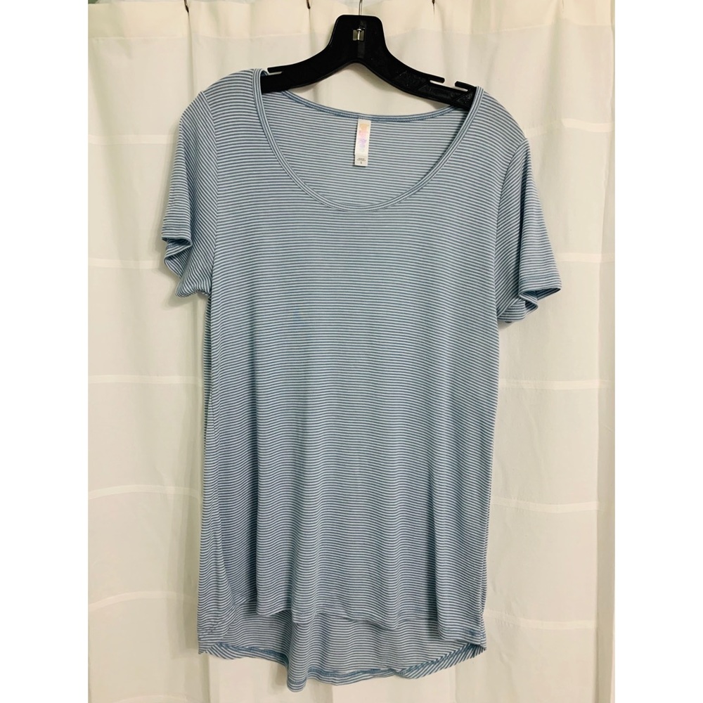 Lularoe T-shirt